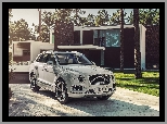 Bentley Bentayga, Hybrid